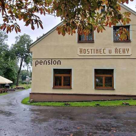 Hostinec U Reky Hotel Ostravice Luaran gambar