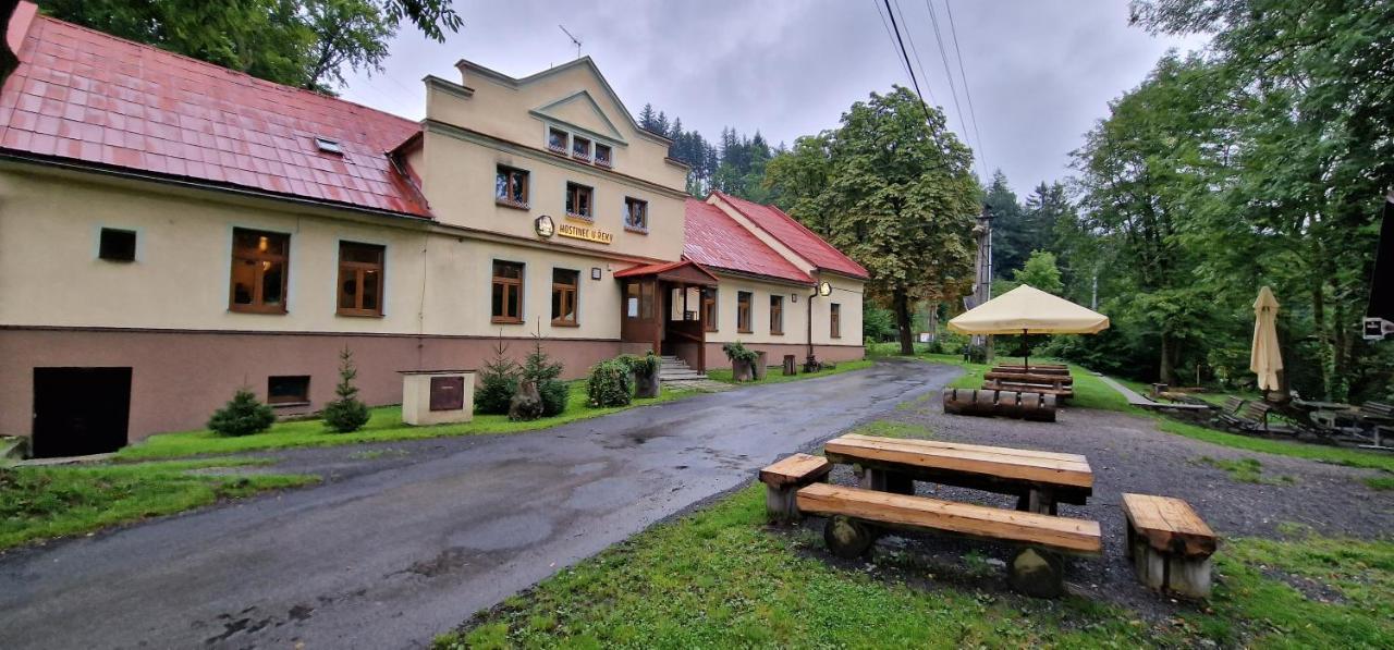 Hostinec U Reky Hotel Ostravice Luaran gambar
