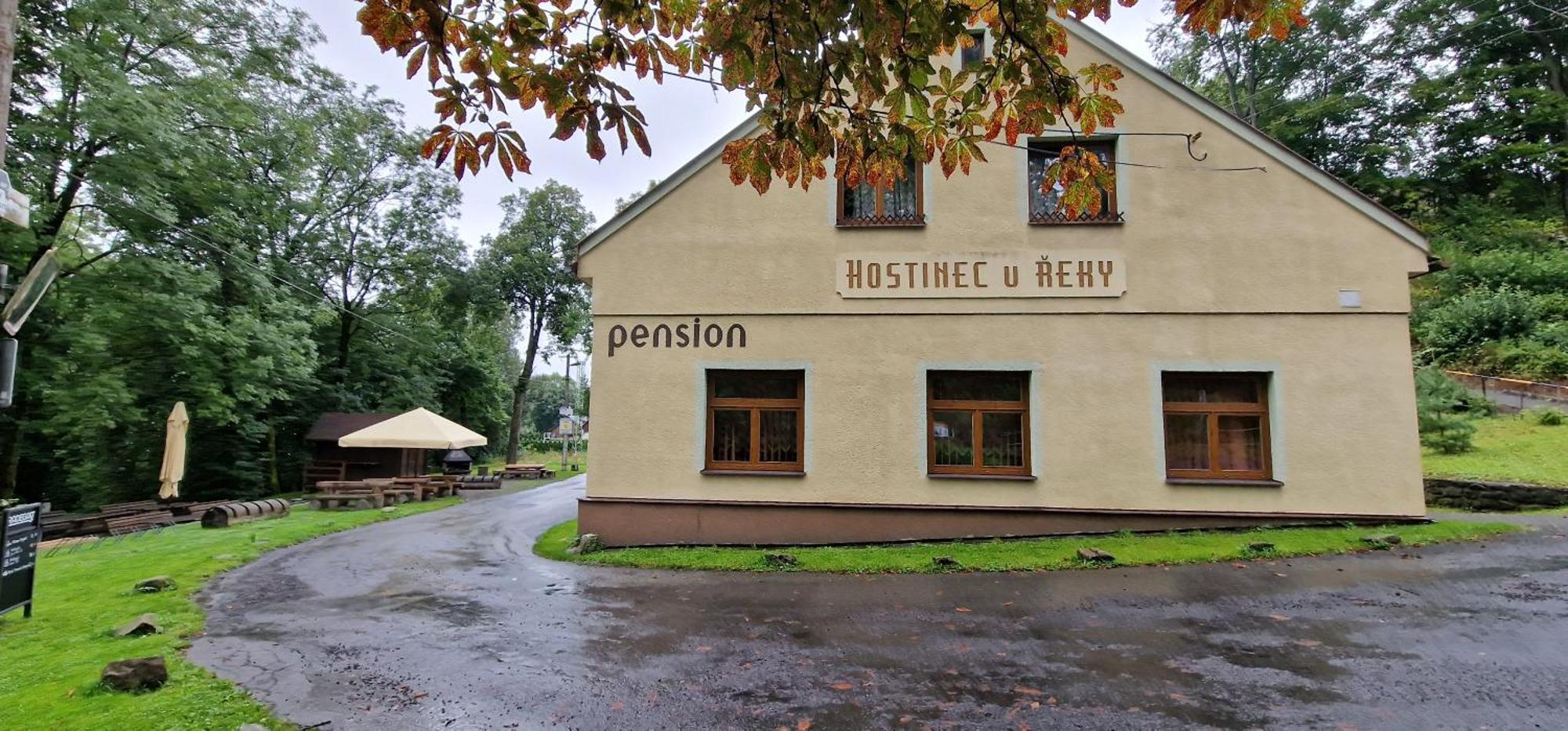 Hostinec U Reky Hotel Ostravice Luaran gambar
