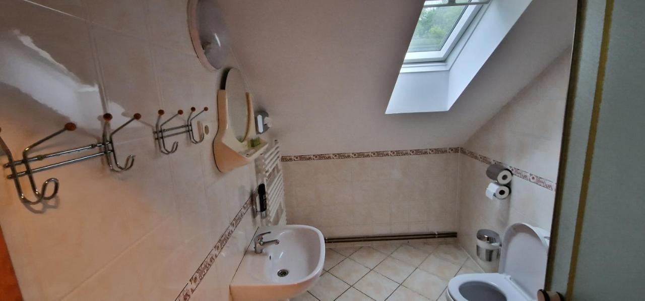 Hostinec U Reky Hotel Ostravice Luaran gambar
