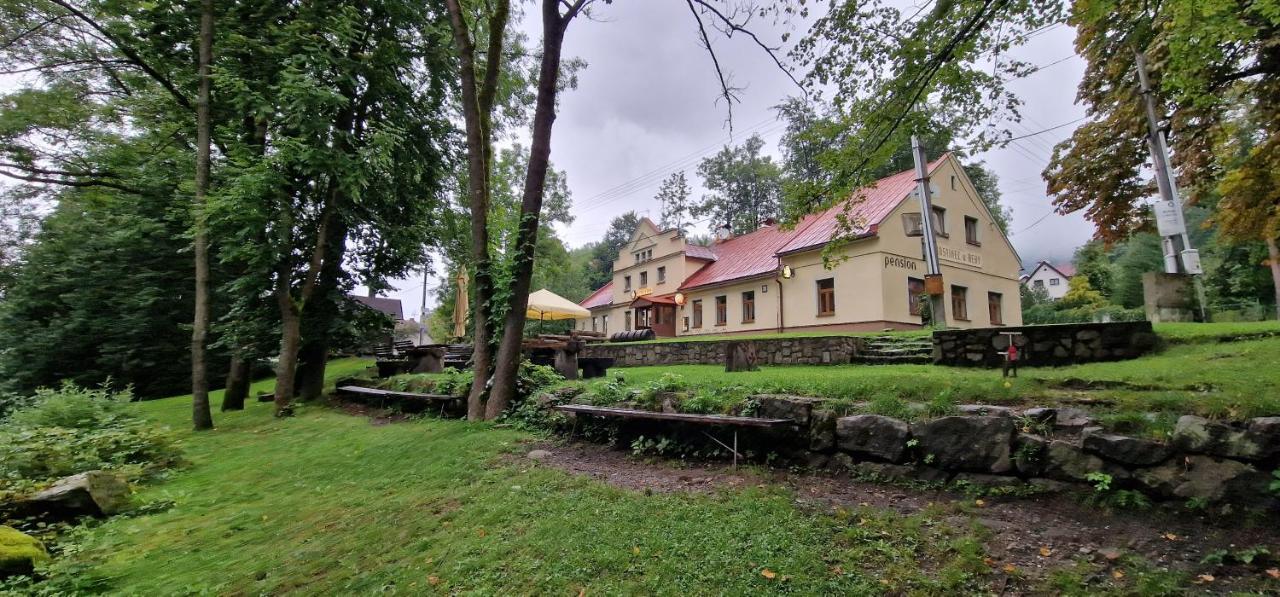 Hostinec U Reky Hotel Ostravice Luaran gambar